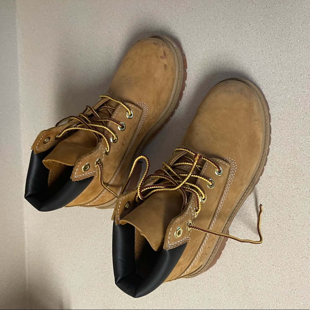 Kids wheat Timberlands